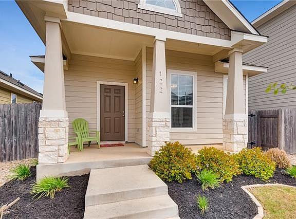 3rd image of 122 Gambel Oak Way