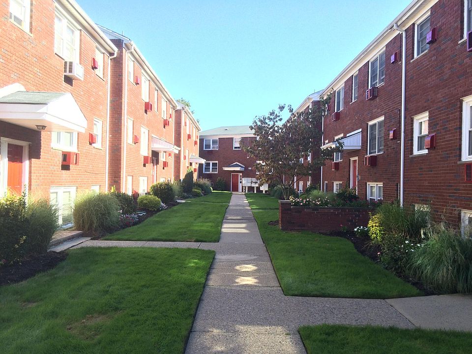 1st image of 476 Joralemon St APT A1