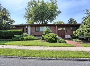 348 Cedar Ave, Hershey, PA 17033