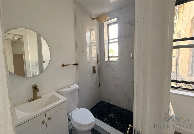 1 bed, 650 sqft, $2,200 — Photo 3