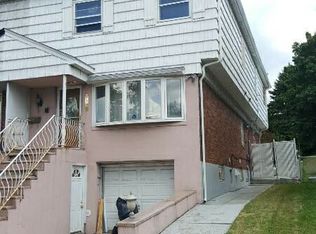 23-49 Whitestone Expy #HOUSE, Queens, NY 11357