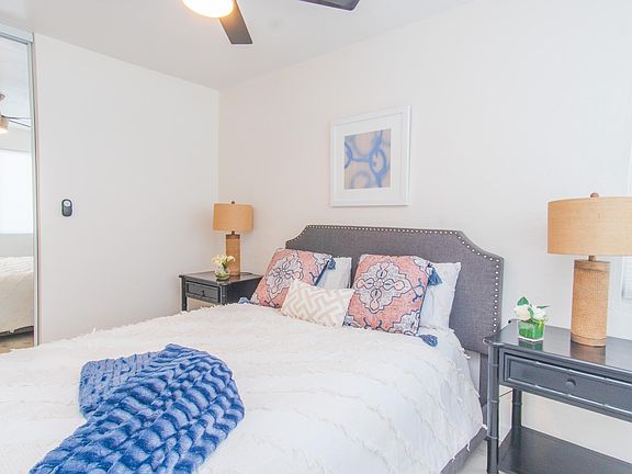 5th image of 6701 Kelly St #6725