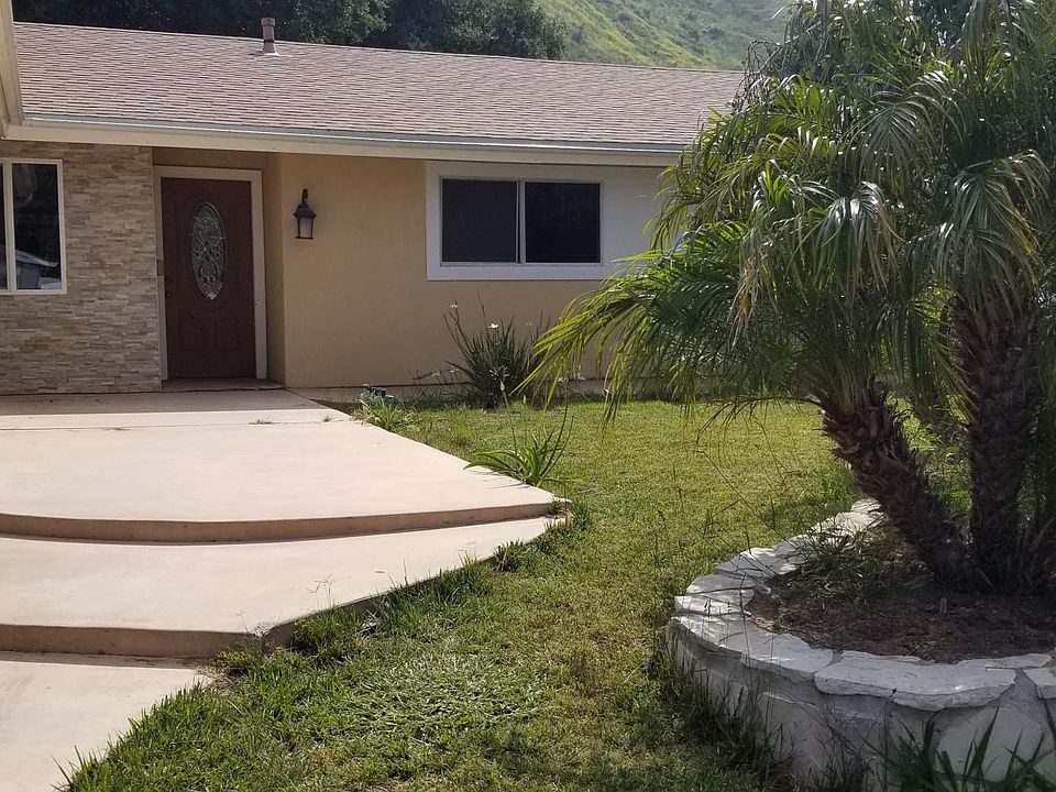 1st image of 1422 Mariposa Dr