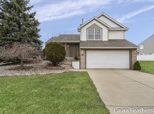 7620 Cannon Run NE, Rockford, MI 49341