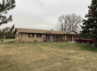 402 Prairie Rd, North Platte, NE 69101