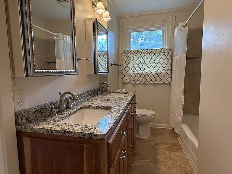413 Harolds Dr NW — Photo 26