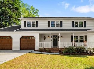 5828 Stoney Glen Loop, Greensboro, NC 27409