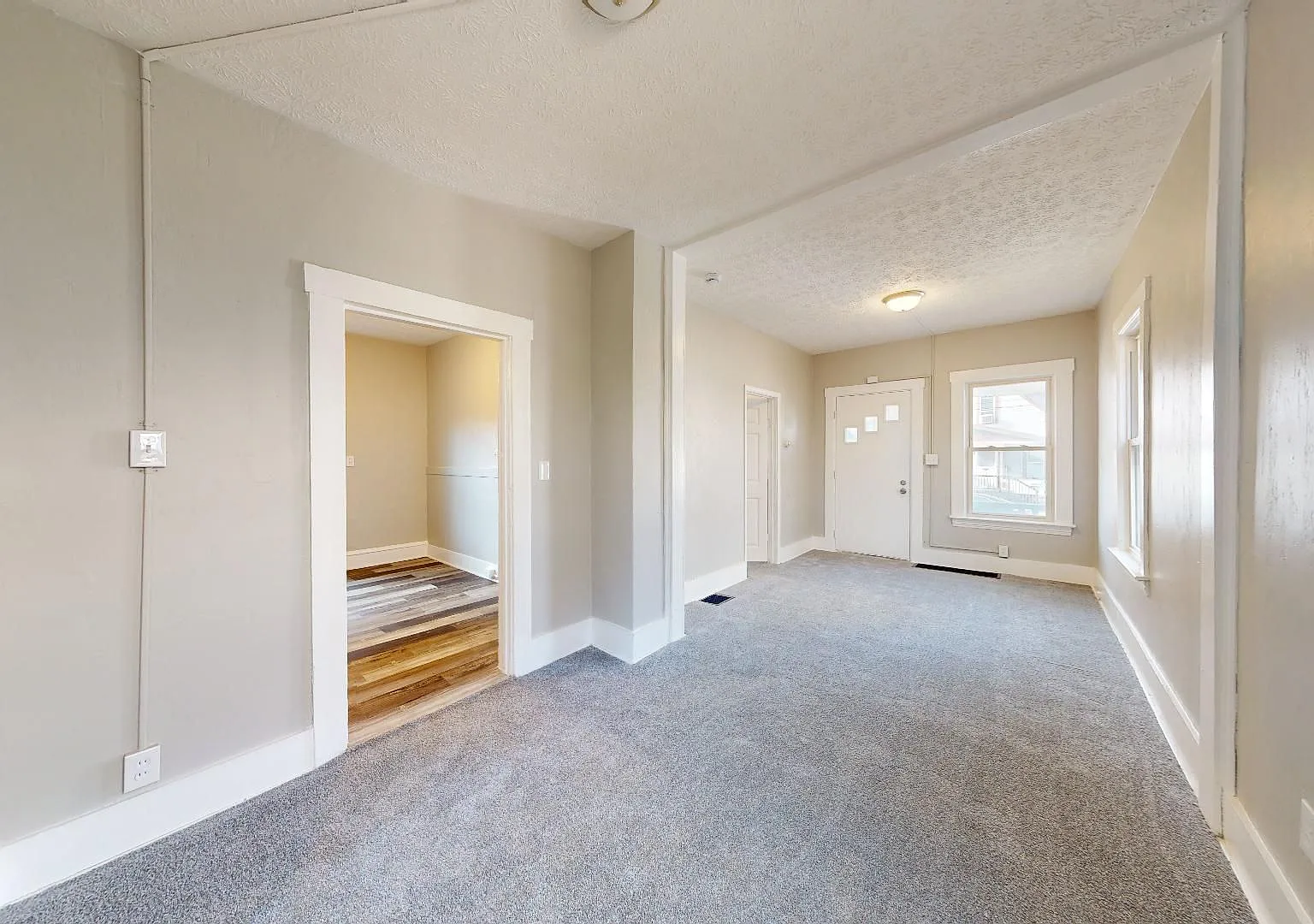Stockyards Area - 3 Bedroom - 1.5 Bath Single Family Home — Photo 2