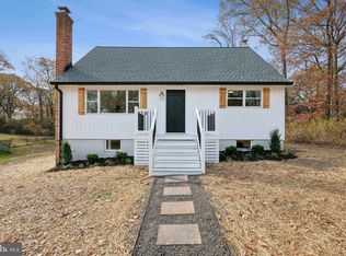 1311 Old Mountain Rd, Pasadena, MD 21122