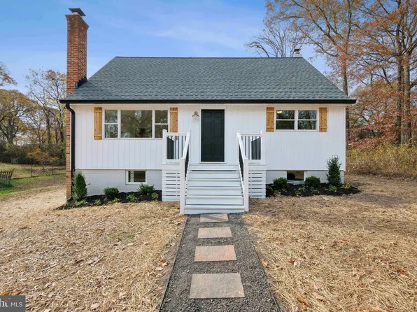 1311 Old Mountain Rd, Pasadena, MD 21122