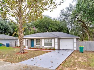 465 Magnolia Ridge Ave, Tavares, FL 32778