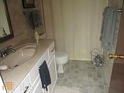 3rd image of 155 Grande Ct