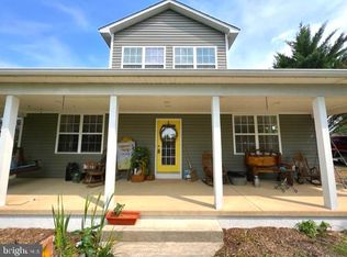 144 Foggy Bottom Ln, Berkeley Springs, WV 25411