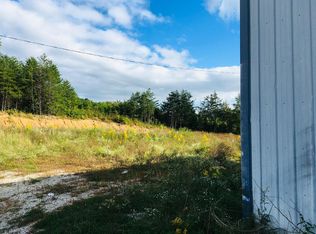 65 Sunshine Rd, Zoe, KY 41397