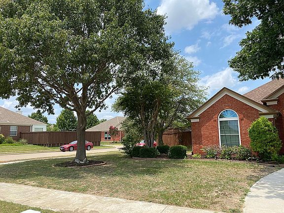 3rd image of 10806 Preston Vineyard Dr
