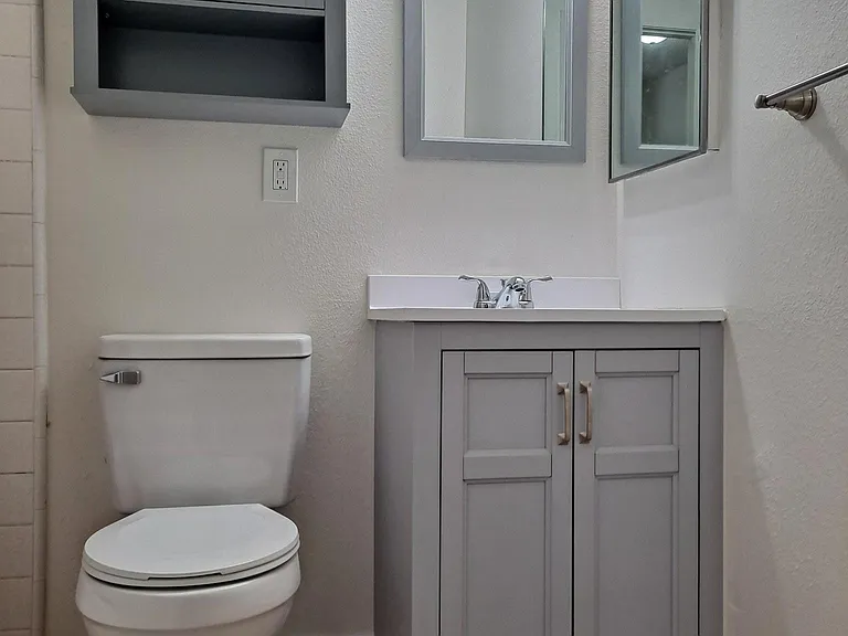 2635 Sextant Ave — Photo 15