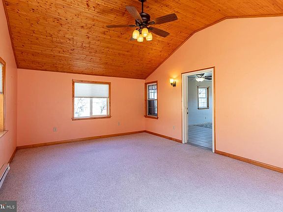 5th image of 1818 Bell Ave