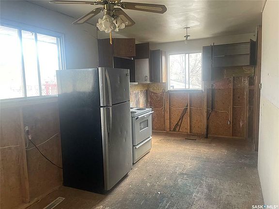 5th image of 391 Cavendish St