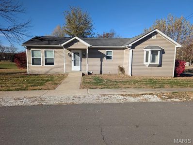 105 3rd St, Eolia, MO, 63344