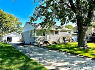 16727 Forest View Dr, Tinley Park, IL