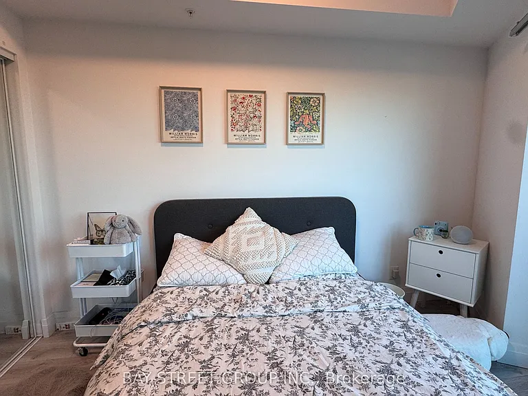 652 Princess St #813 — Photo 9
