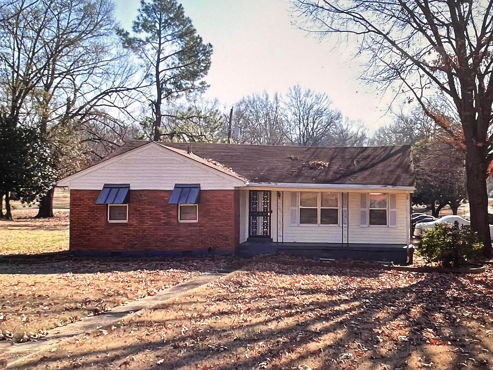 1st image of 2105 Grovehaven Dr