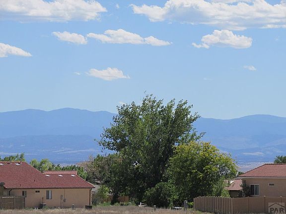 3rd image of 36 S Fairknoll Pl