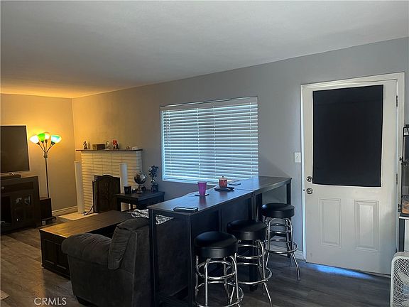 4th image of 12184 Gladys Ln