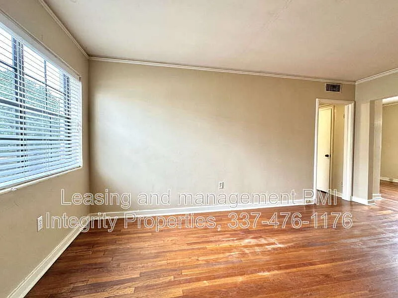 2 bed, 1.0 bath, 1000 sqft, $1,245 — Photo 3