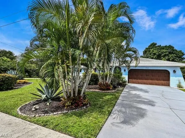 27640 Michigan St, Bonita Springs, FL 34135