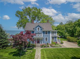 32180 Lake Rd, Avon Lake, OH 44012