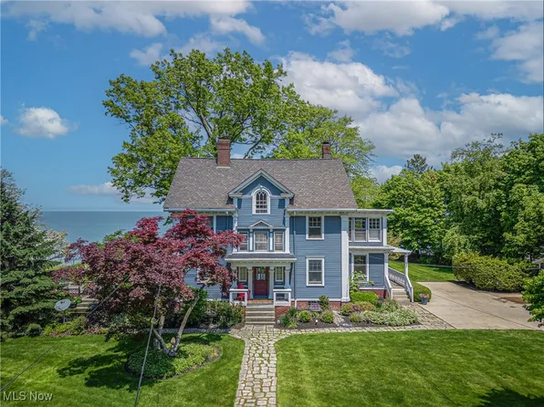 32180 Lake Rd, Avon Lake, OH 44012