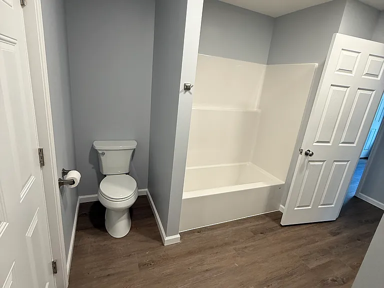 212 W Cherry St #1528 — Photo 7