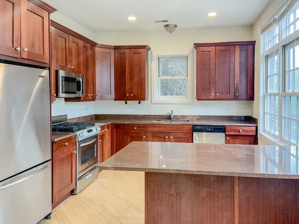 2927-29 N. Southport, 2927 N Southport Ave #3, Chicago, IL 60657