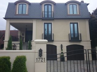 1721 Sunset Ave SW, Seattle, WA 98116