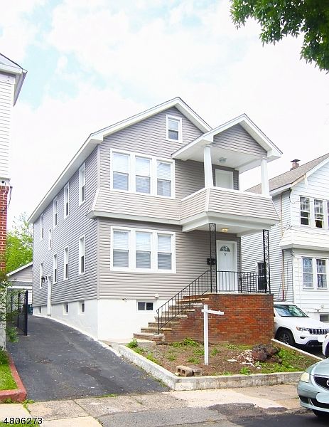 1st image of 52 Lindsley Ave