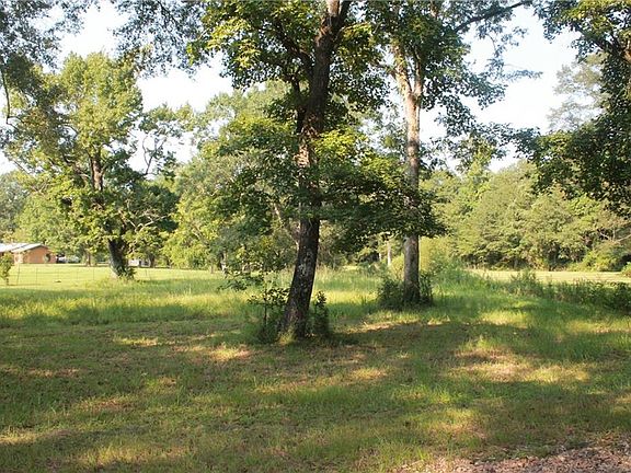 3rd image of Belanger Ln