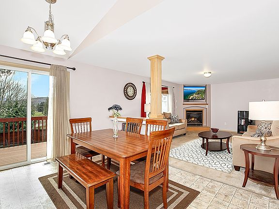 5th image of 1253 Arrezo Dr