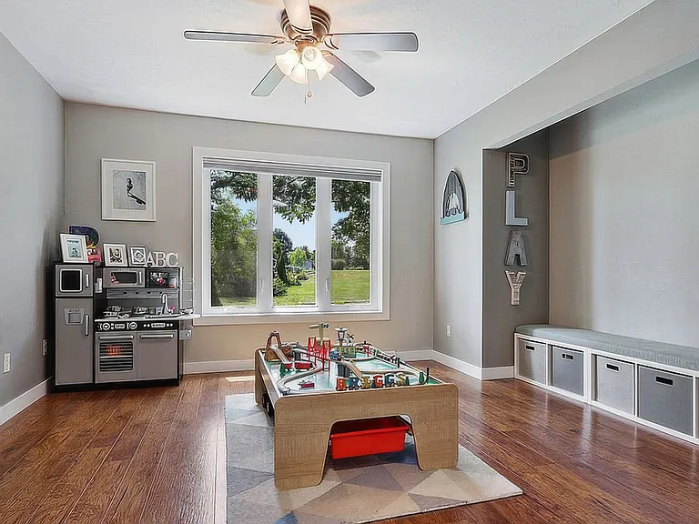 1236 Bluebird St — Photo 15