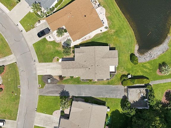 4th image of 225 Wellspring Dr.