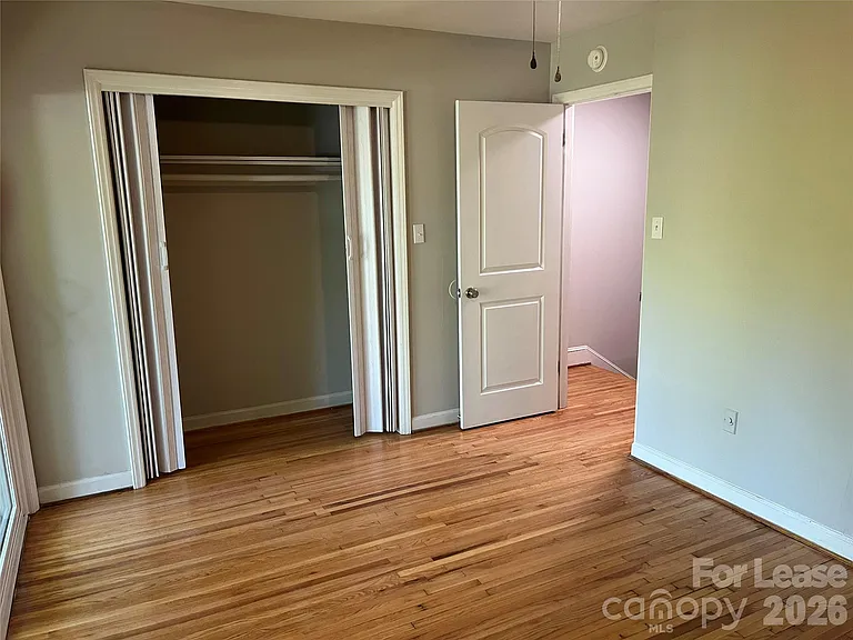407 S Chester St #14 — Photo 9