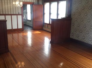 575 Saratoga St APT 1, Cohoes, NY 12047
