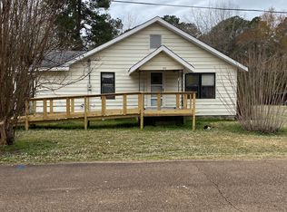 2225 Abilene St, Camden, AR 71701