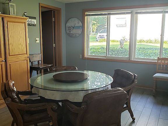 5th image of 2418 N East Dr