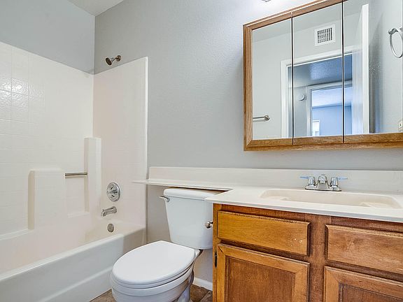 4th image of 438 E Royal Palms Dr