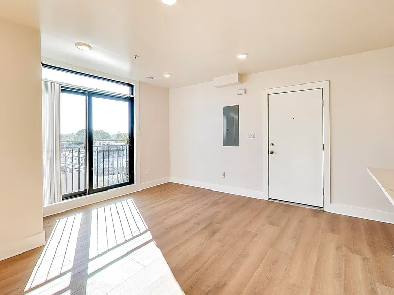 1100 Bladensburg Rd NE #501 — Photo 15