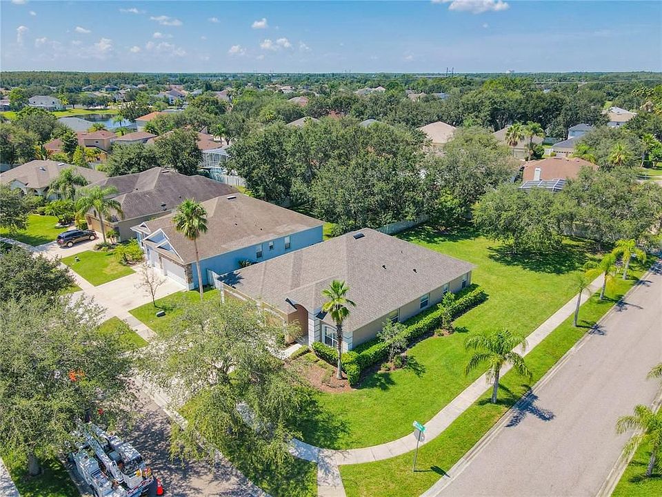 1st image of 4440 Flora Vista Dr