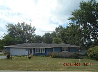 206 W 7th St, Matthews, IN 46957