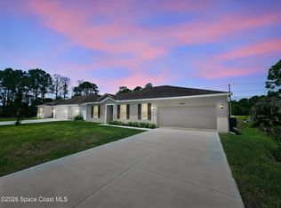 8445 101st Ct, Vero Beach, FL 32967