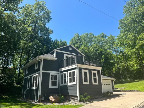 717 Seymour St, Red Wing, MN 55066